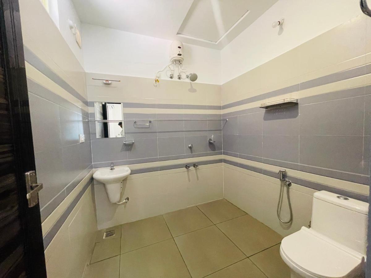 Апартаменты Prakruthi Residency Munroeisland Mundrothuruth Экстерьер фото