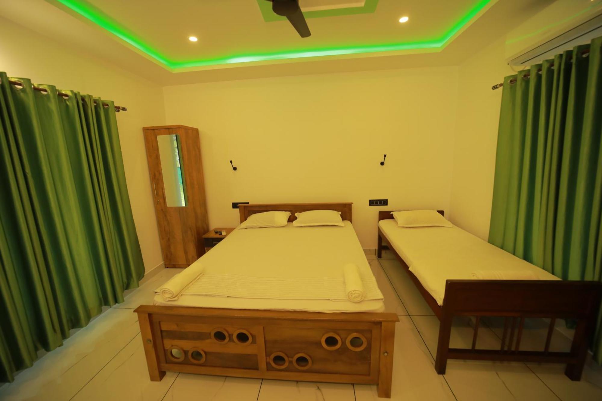 Апартаменты Prakruthi Residency Munroeisland Mundrothuruth Экстерьер фото